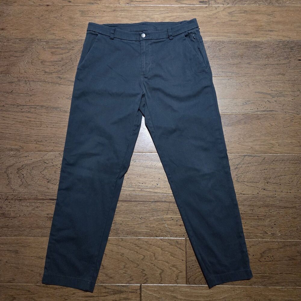 Lululemon Commission Pants Men's 34x28 Gray Classic Fit Chino Casual LM5440S - Picture 1 of 6